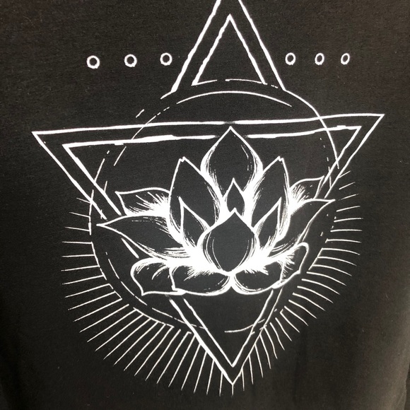 Miken FLOW Yoga Sweatshirt Black Lotus Top NEW - Picture 2 of 6